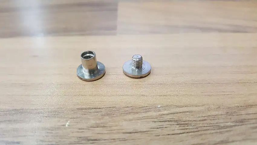 BushWear Chicago Stud 1 male 1 female Nickel