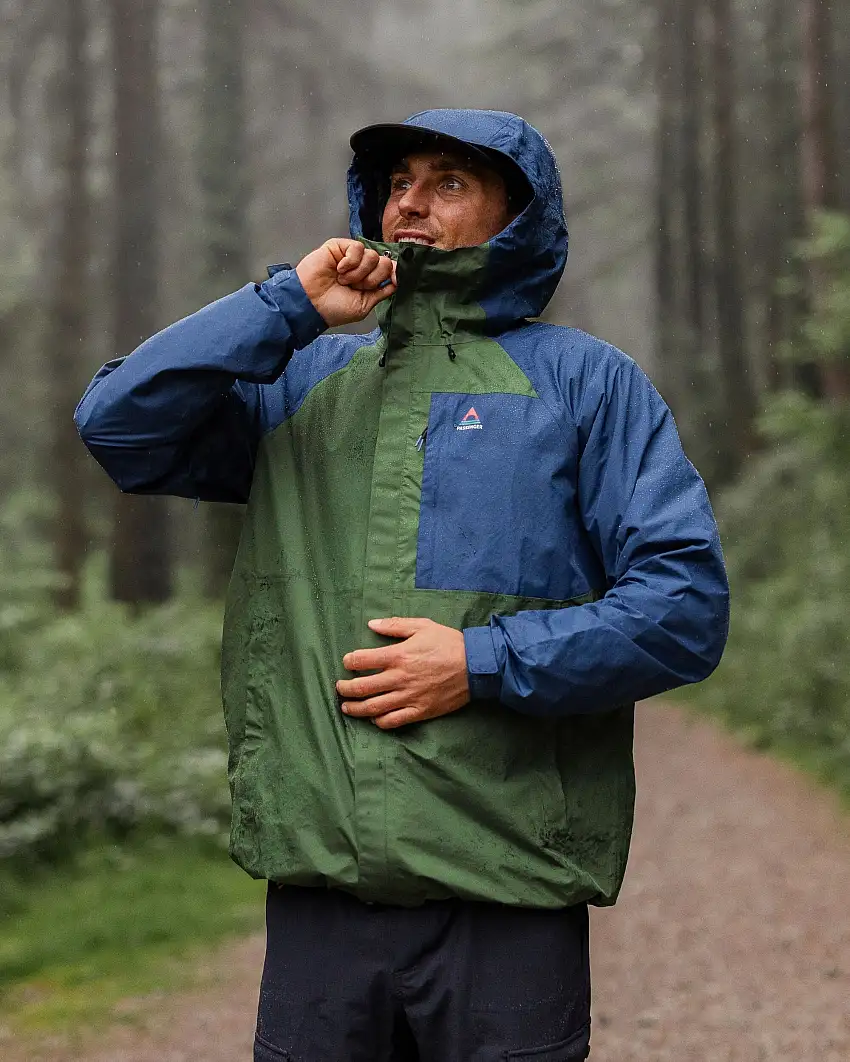 Trailscape Men's Recycled Waterproof Jacket - Dark Denim/Wild Green