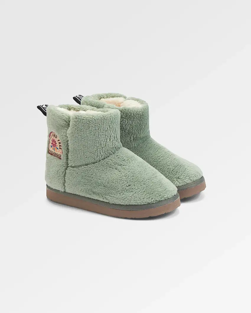 Hideaway Hut Sherpa Fleece Slipper - Pistachio