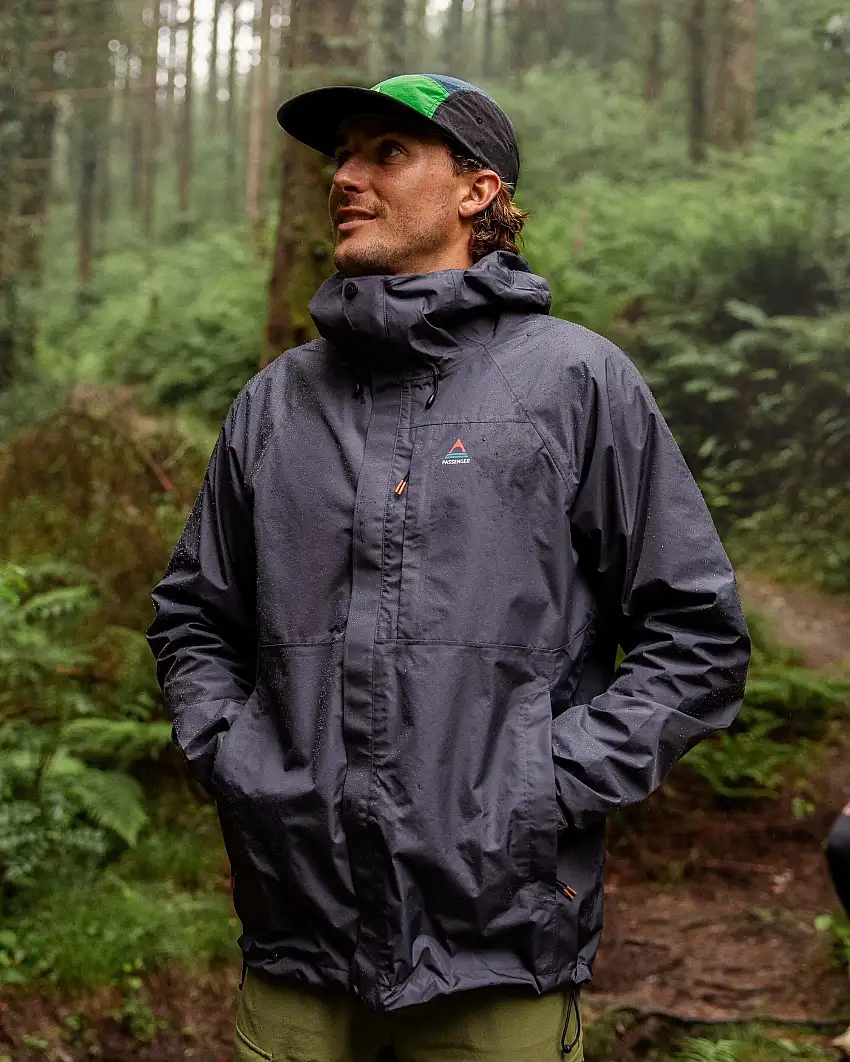 Trailscape Men's Recycled Waterproof Jacket - Charcoal